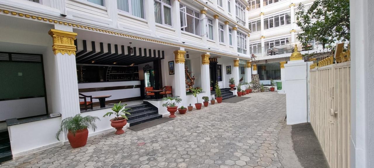 Durbar Hotel & Residence Kathmandu Exterior photo