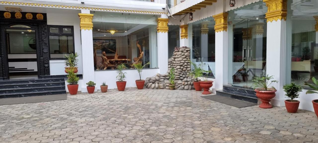 Durbar Hotel & Residence Kathmandu Exterior photo