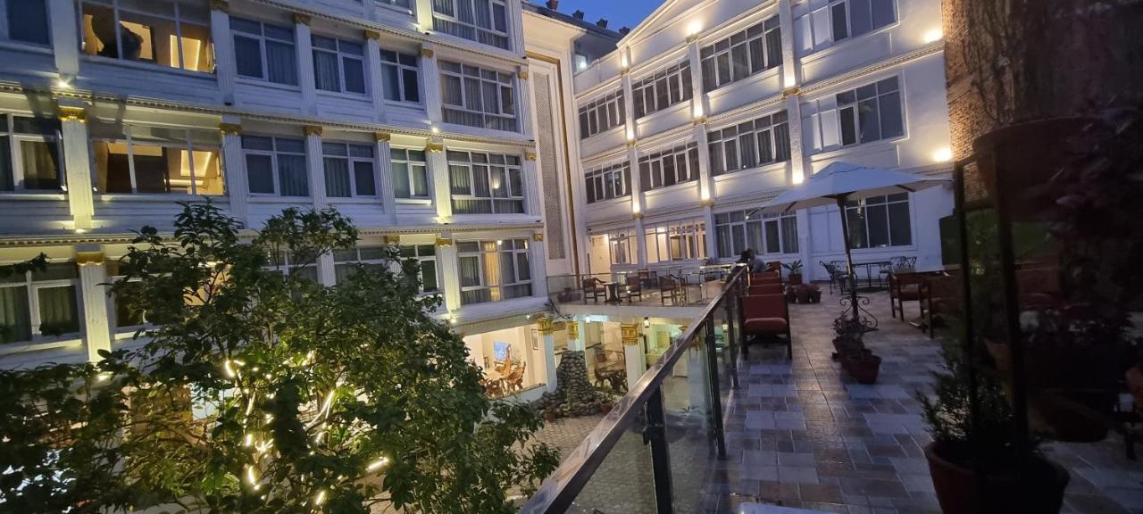 Durbar Hotel & Residence Kathmandu Exterior photo