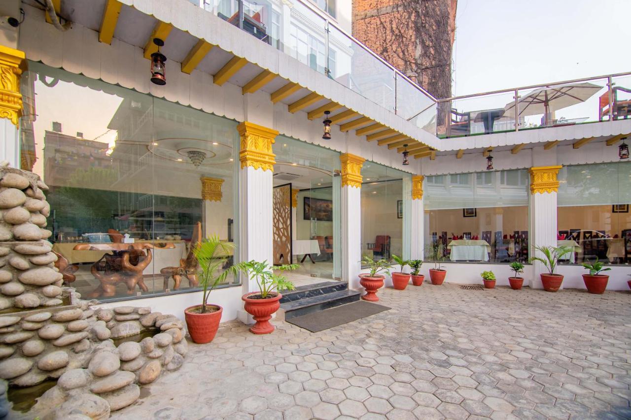 Durbar Hotel & Residence Kathmandu Exterior photo