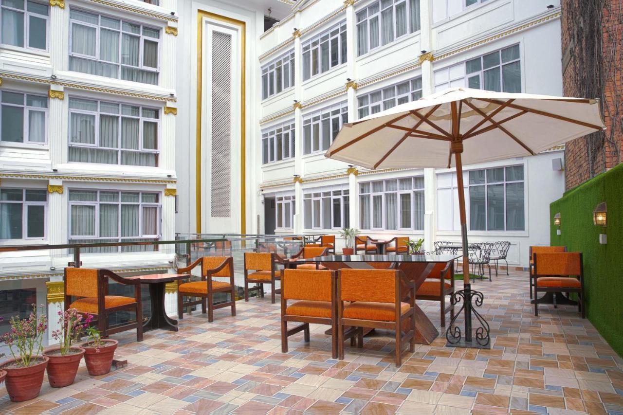Durbar Hotel & Residence Kathmandu Exterior photo