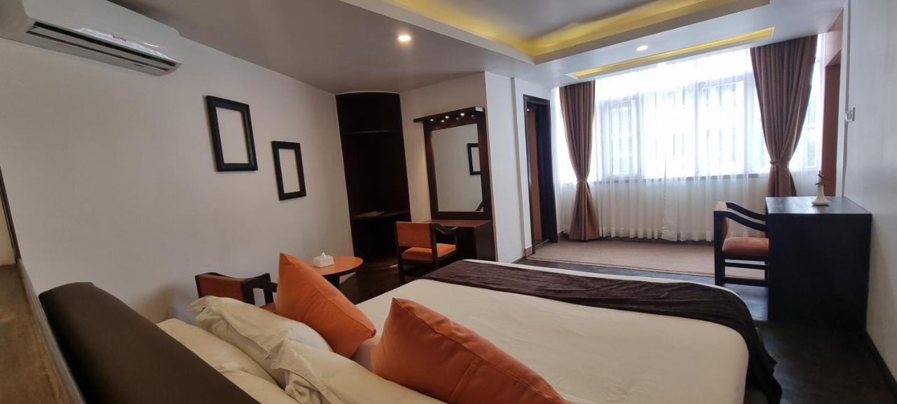Durbar Hotel & Residence Kathmandu Exterior photo