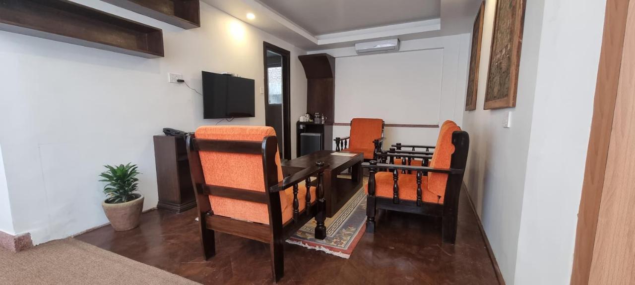 Durbar Hotel & Residence Kathmandu Exterior photo