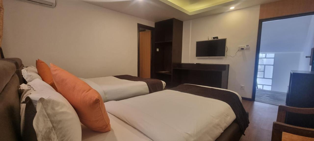 Durbar Hotel & Residence Kathmandu Exterior photo