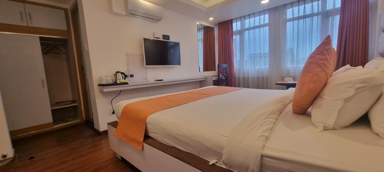 Durbar Hotel & Residence Kathmandu Exterior photo
